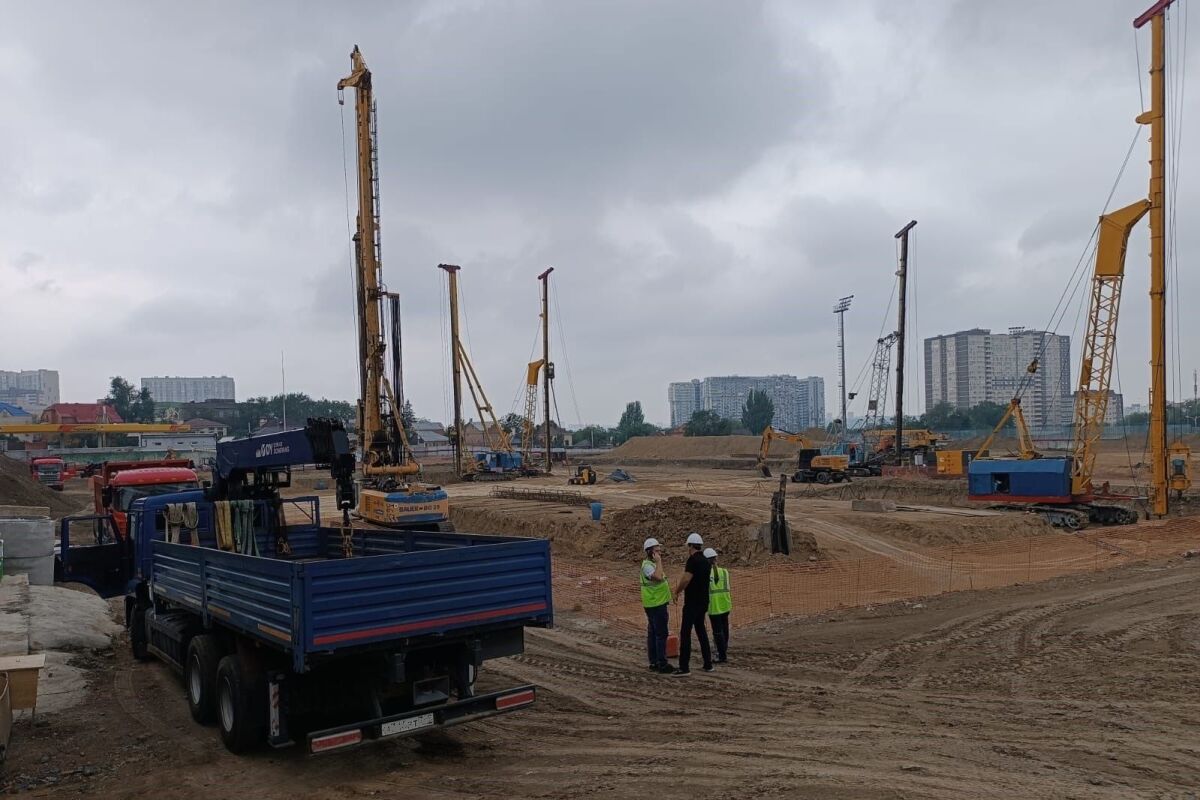  В Ростове на стадионе «Труд» начали возводить Дворец спорта за ₽3 млрд - фото 1