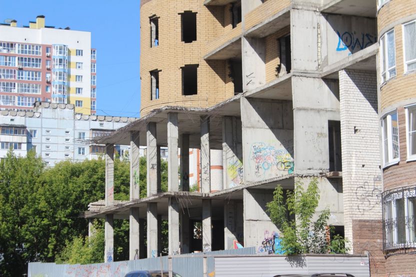 Недострою в Советском районе Нижнего Новгорода исполнится 25 лет в 2027 году - фото 1